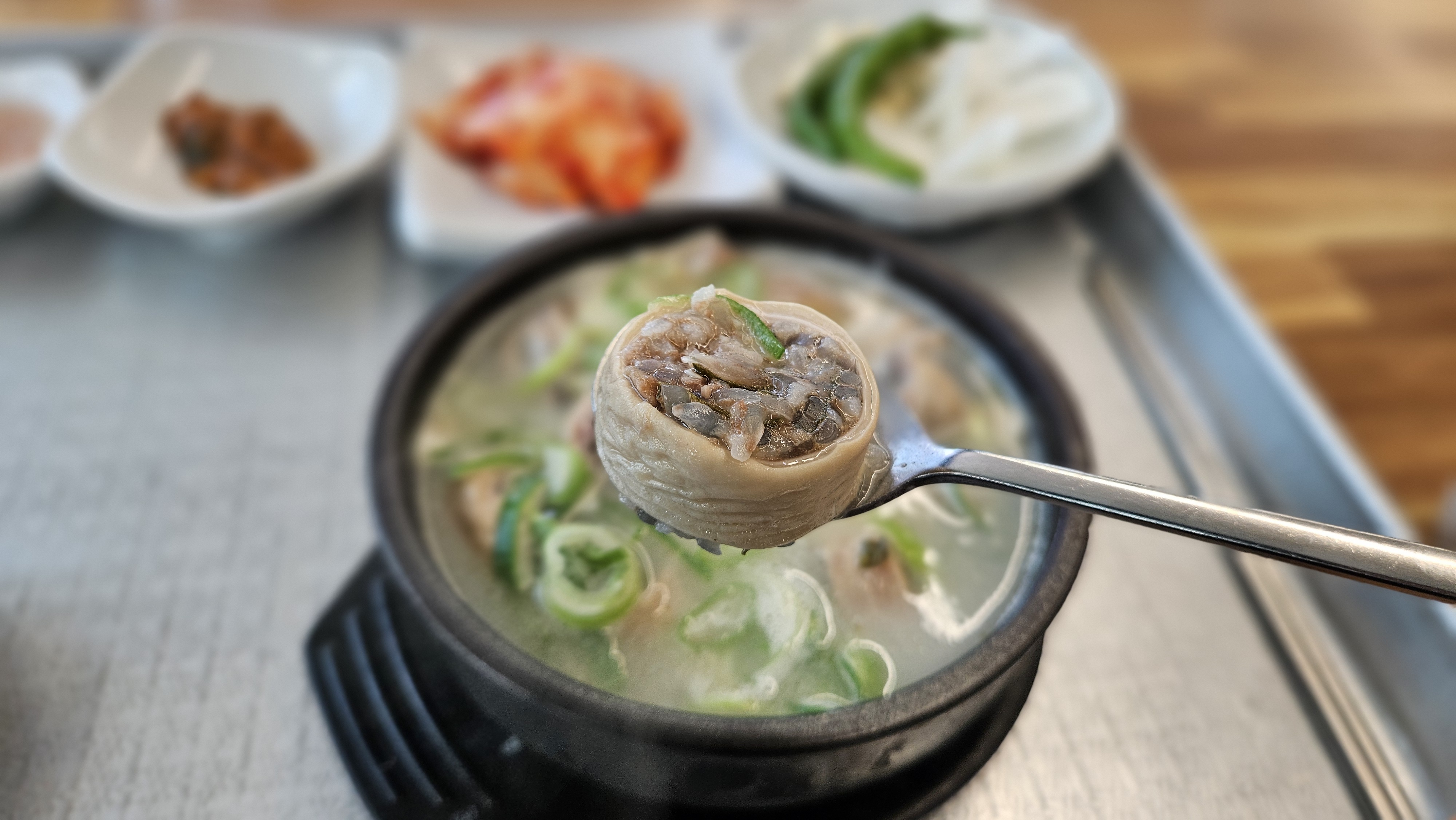 100번식당