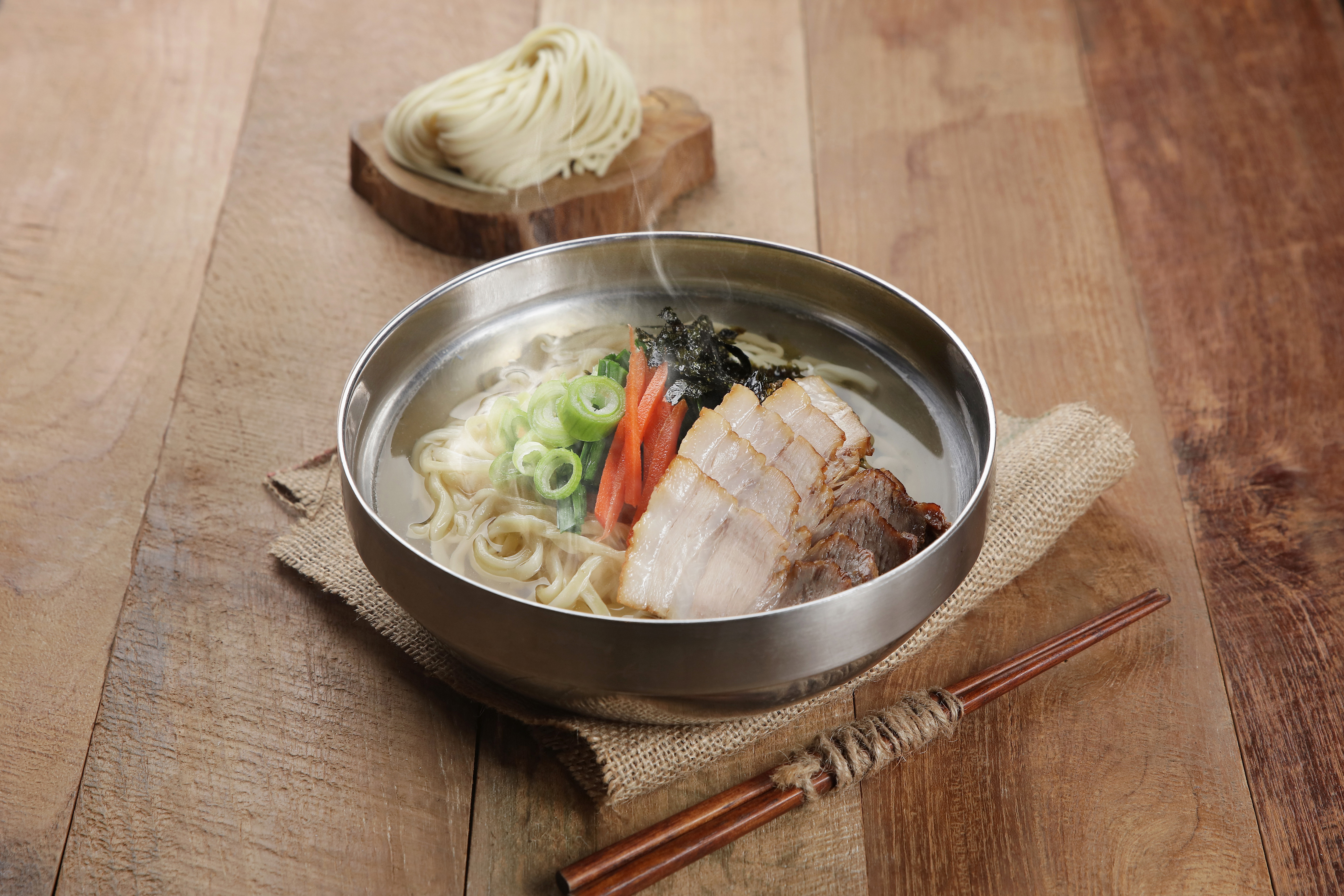 주례 수육칼국수